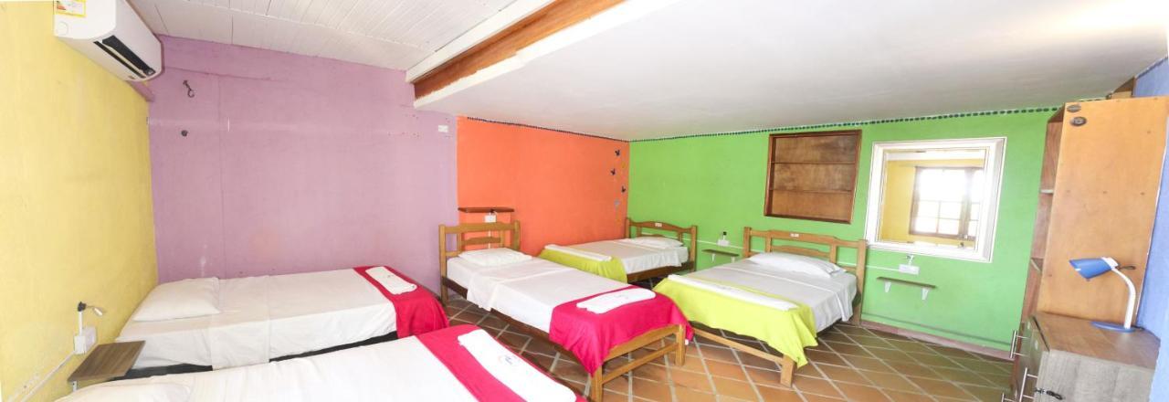 Tayrona Colors Hostel Taganga Exteriör bild