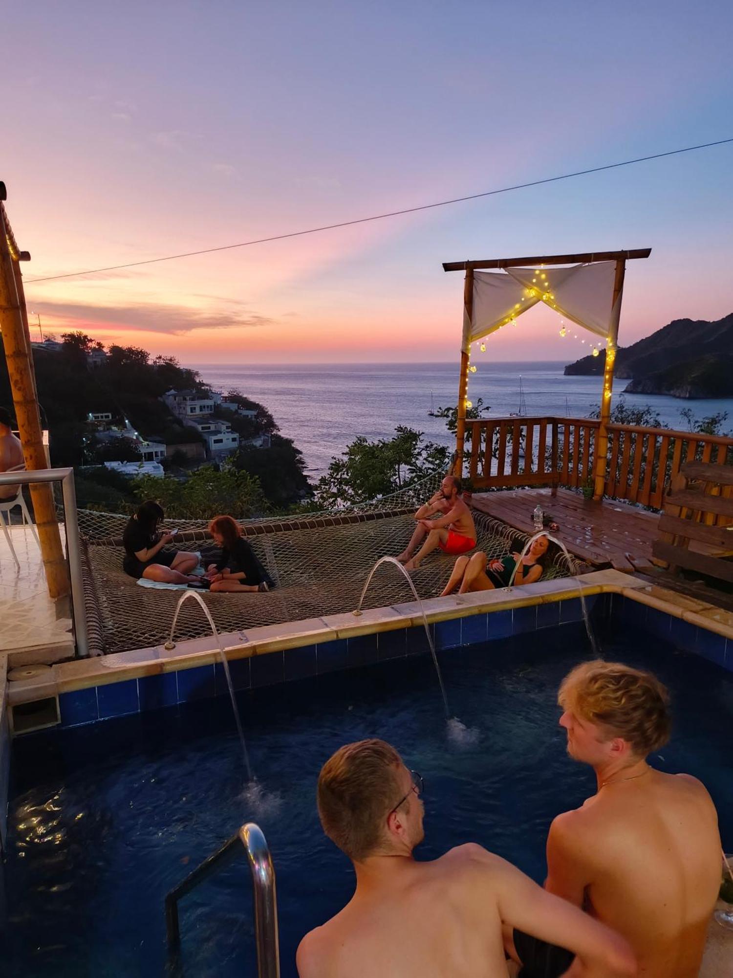 Tayrona Colors Hostel Taganga Exteriör bild